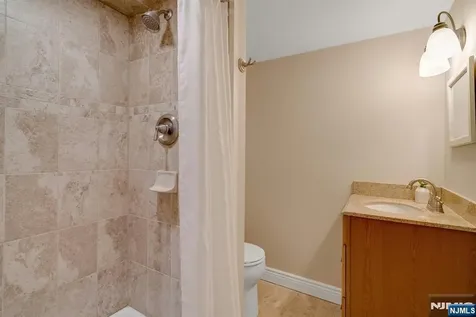 57 Stonefield Road Glen Rock NJ 07452