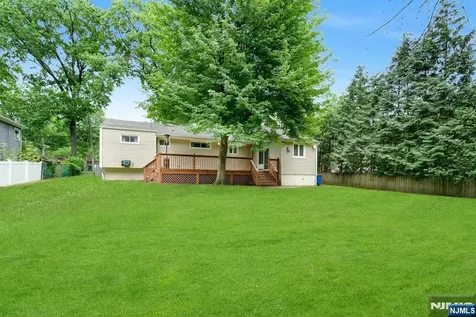 57 Stonefield Road Glen Rock NJ 07452