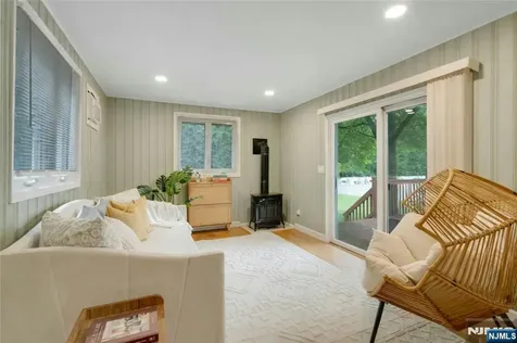 57 Stonefield Road Glen Rock NJ 07452