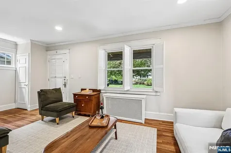 163 Poplar Avenue Hackensack NJ 07601
