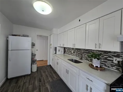 157 Morningside Lane Palisades Park NJ 07650