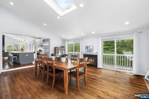 165 Hoover Drive Cresskill NJ 07626