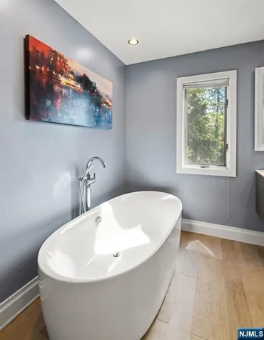 165 Hoover Drive Cresskill NJ 07626