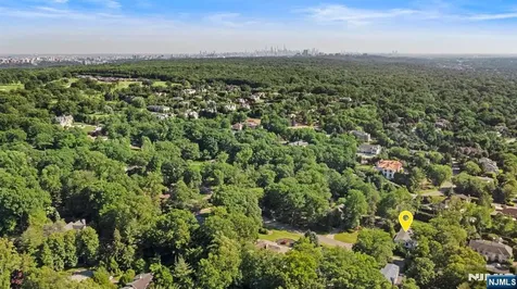 165 Hoover Drive Cresskill NJ 07626