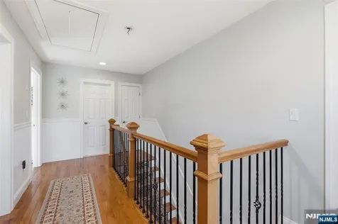 34 Tobyhanna Trail Hopatcong NJ 07843