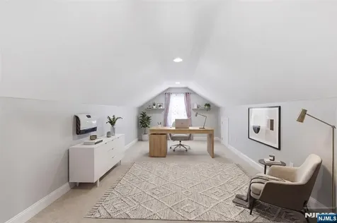 34 Tobyhanna Trail Hopatcong NJ 07843