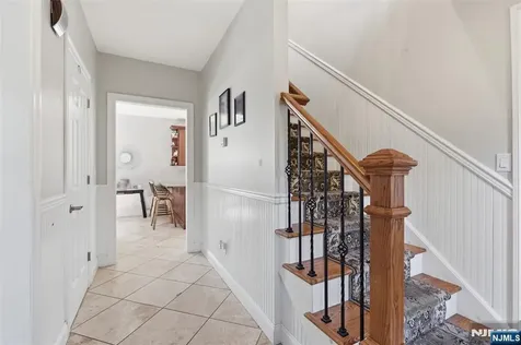 34 Tobyhanna Trail Hopatcong NJ 07843