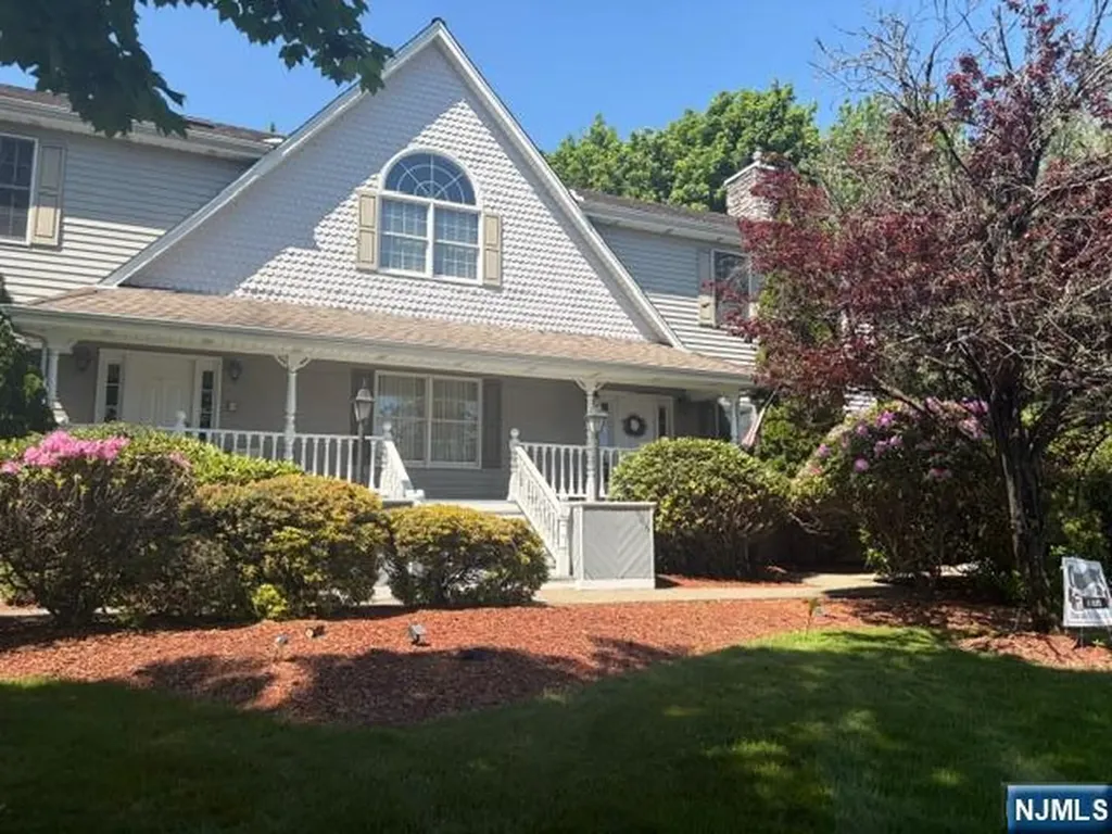 606 Orangeburgh Road River Vale NJ 07675