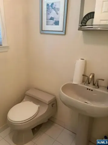 606 Orangeburgh Road River Vale NJ 07675