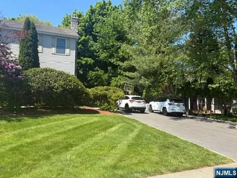 606 Orangeburgh Road River Vale NJ 07675