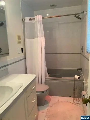 606 Orangeburgh Road River Vale NJ 07675