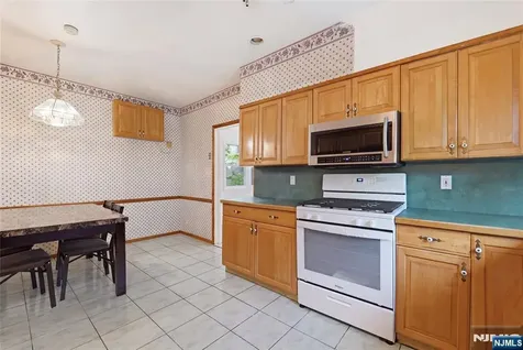 136 56th Street Bayonne NJ 07002