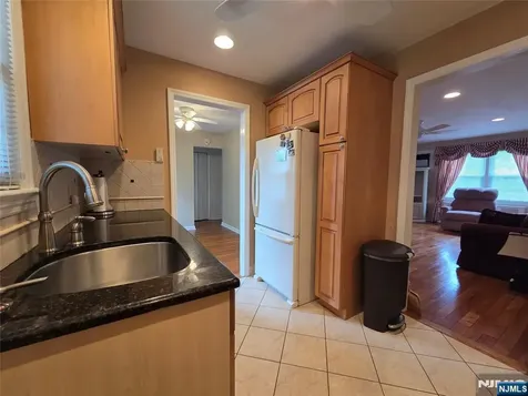 18A Elmwood Court Elmwood Park NJ 07407