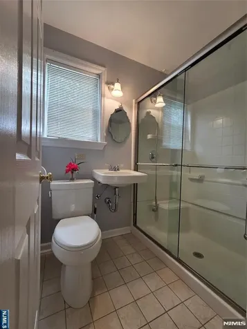 18A Elmwood Court Elmwood Park NJ 07407