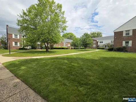 18A Elmwood Court Elmwood Park NJ 07407