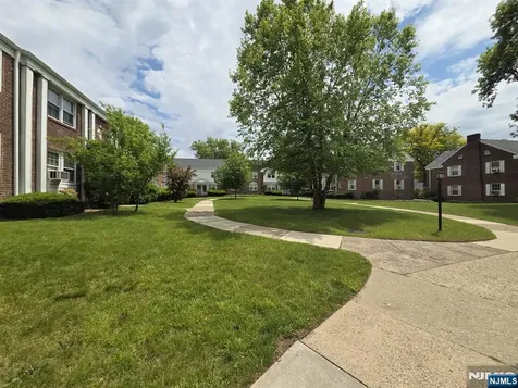 18A Elmwood Court Elmwood Park NJ 07407