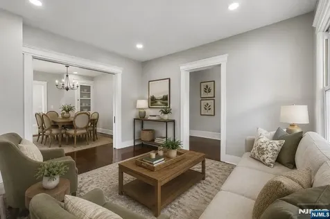 52 Central Avenue Dover Town NJ 07801