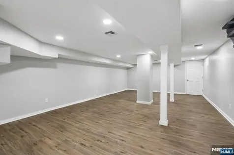 52 Central Avenue Dover Town NJ 07801