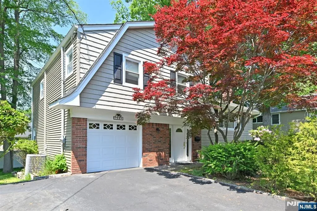 15 Carter Street Norwood NJ 07648