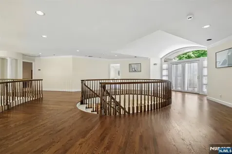 830 Shore Drive Kinnelon Borough NJ 07405