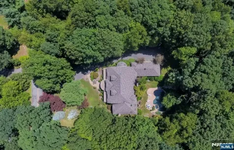 830 Shore Drive Kinnelon Borough NJ 07405