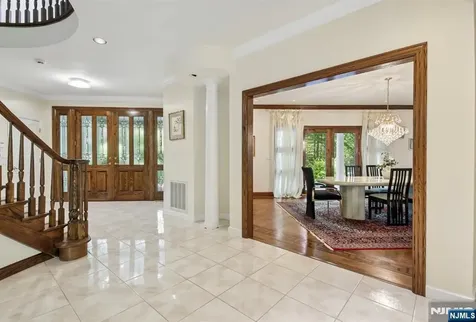 830 Shore Drive Kinnelon Borough NJ 07405