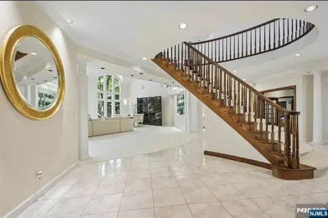 830 Shore Drive Kinnelon Borough NJ 07405