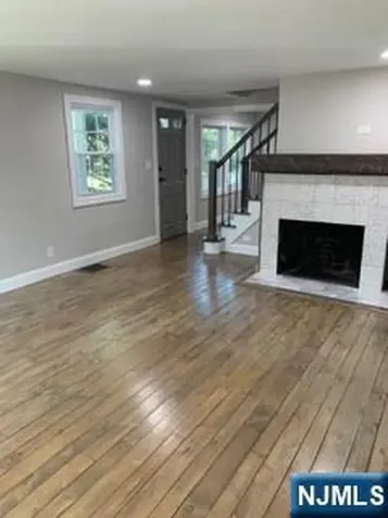 6 Standish Lane Kinnelon Borough NJ 07405