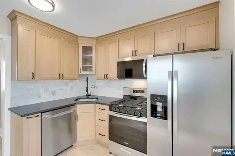 38 Lakeview Avenue Ringwood NJ 07456
