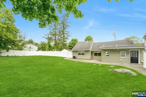 38 Lakeview Avenue Ringwood NJ 07456