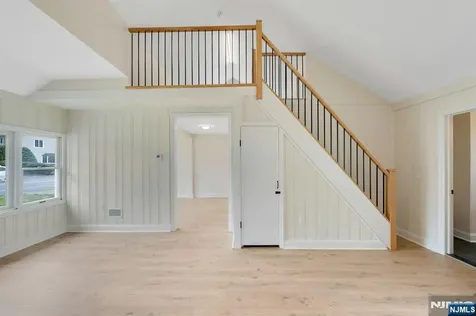 38 Lakeview Avenue Ringwood NJ 07456