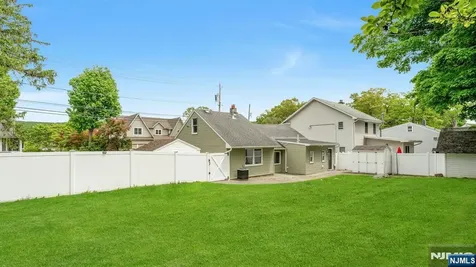 38 Lakeview Avenue Ringwood NJ 07456