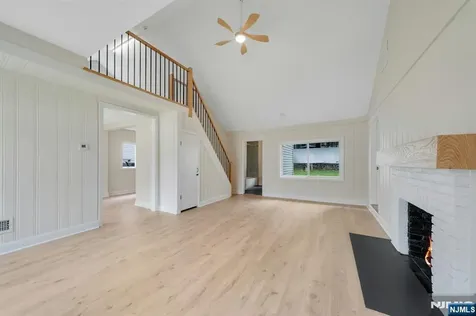 38 Lakeview Avenue Ringwood NJ 07456