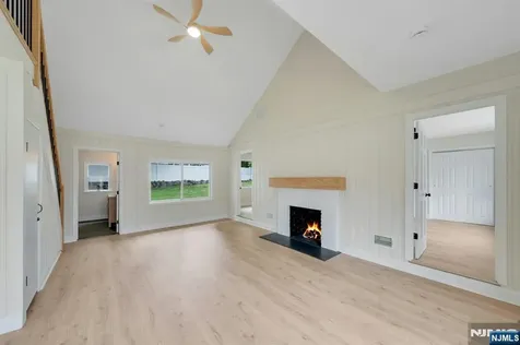 38 Lakeview Avenue Ringwood NJ 07456