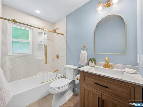 51 Bedford Place Ramsey NJ 07446