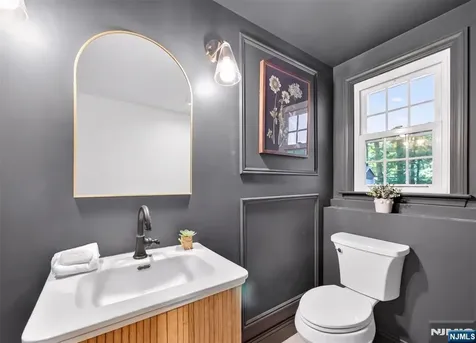 51 Bedford Place Ramsey NJ 07446