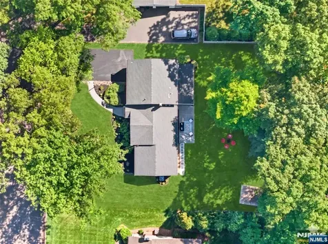 51 Bedford Place Ramsey NJ 07446