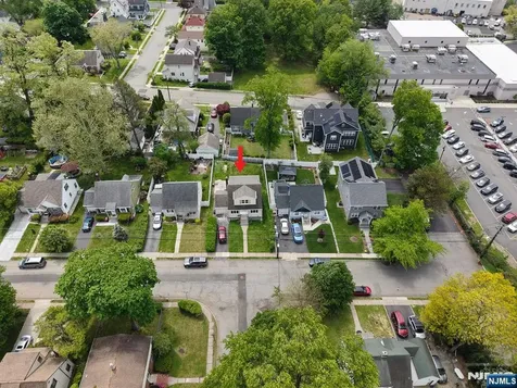28 Livingston Place Teaneck NJ 07666