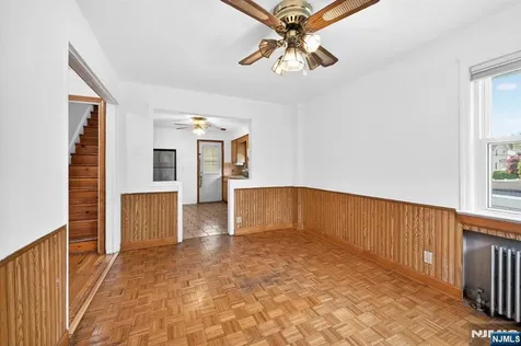 28 Livingston Place Teaneck NJ 07666