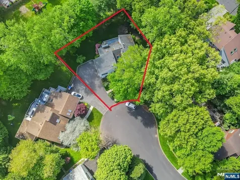 18 Mission Way Tenafly NJ 07670