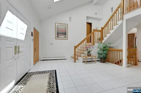 18 Mission Way Tenafly NJ 07670