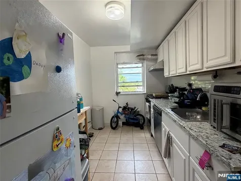2345 Linwood Avenue Fort Lee NJ 07024