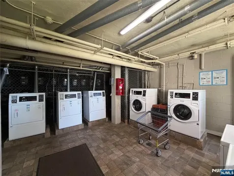 2345 Linwood Avenue Fort Lee NJ 07024