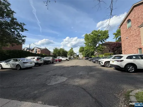 2345 Linwood Avenue Fort Lee NJ 07024