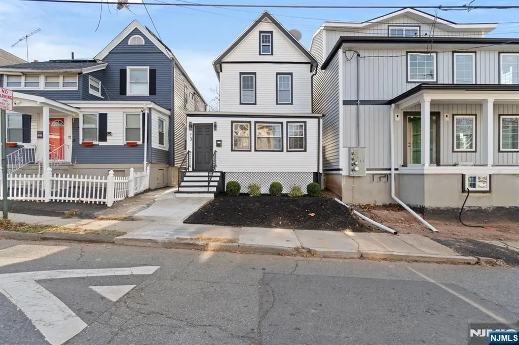 13 Orange Place Irvington NJ 07111