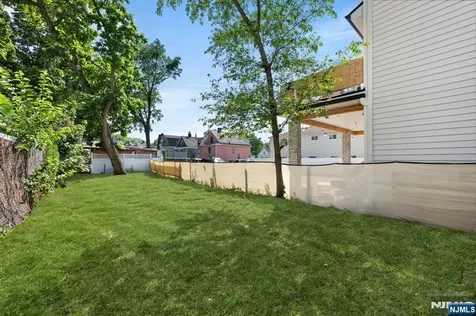 13 Orange Place Irvington NJ 07111