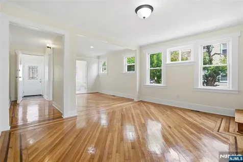 306-308 Smith Street Newark NJ 07106