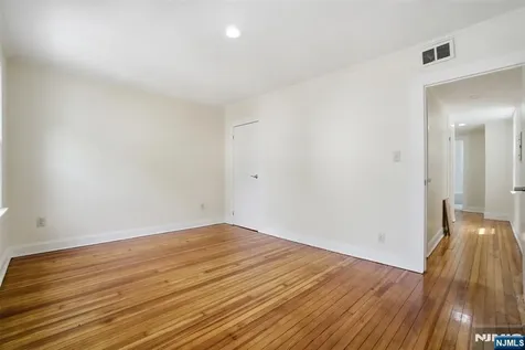 306-308 Smith Street Newark NJ 07106