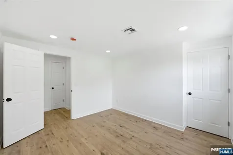 59 Erie Avenue Midland Park NJ 07432