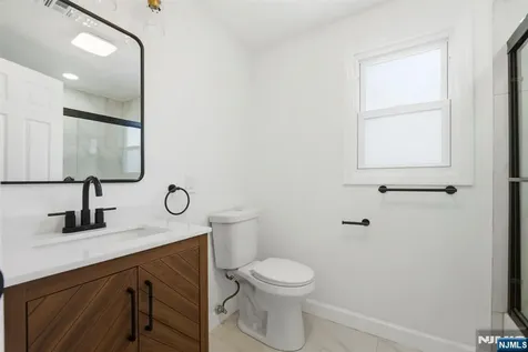 59 Erie Avenue Midland Park NJ 07432